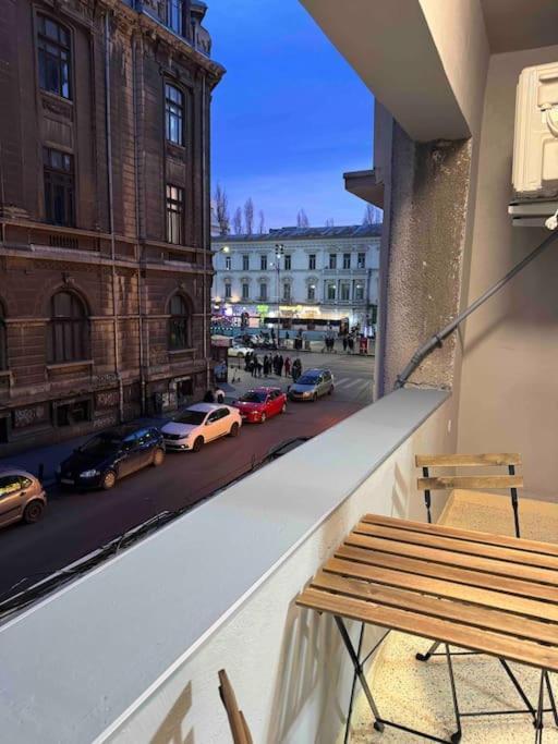 Double Studio Near University Square - 2 Balconies 부쿠레슈티 외부 사진